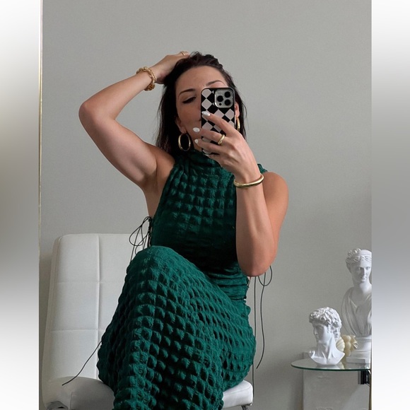 Popcorn Textured Tie Side Maxi Dress. Green. - Picture 3 of 11